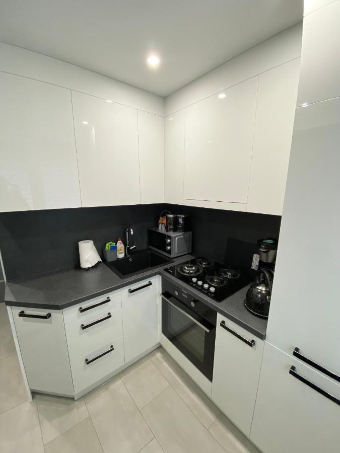 Studio Flat In ปาเนเวชิส ภายนอก รูปภาพ